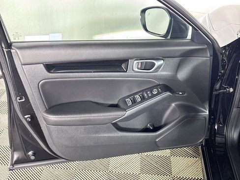 Used 2024 Honda Civic Touring image 10