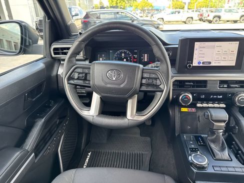 Certified 2025 Toyota Tacoma SR5 AWD/4WD image 13