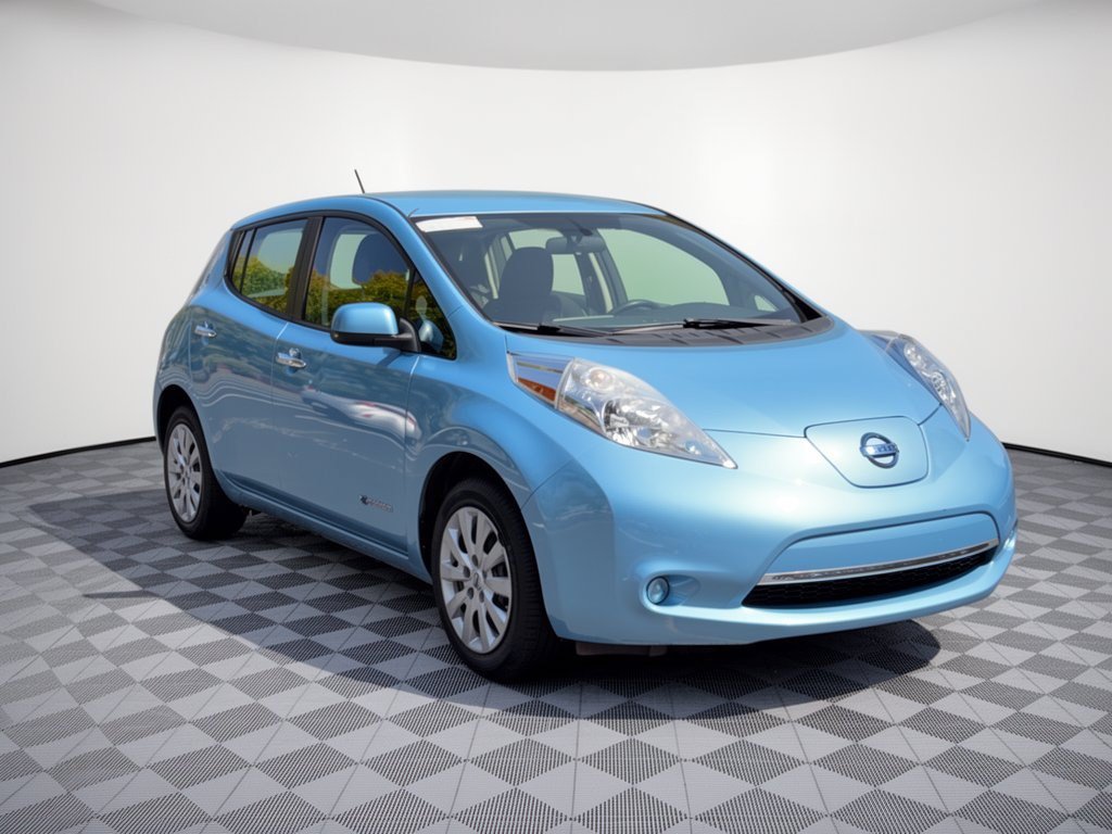 Used 2015 Nissan Leaf S w/ Charge Package FWD image 7