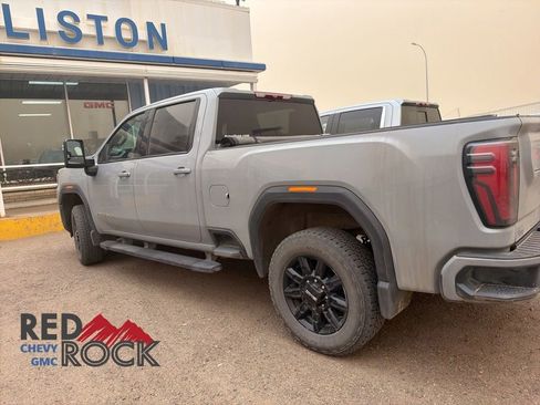 Used 2024 GMC Sierra 2500 AT4 AWD/4WD image 47