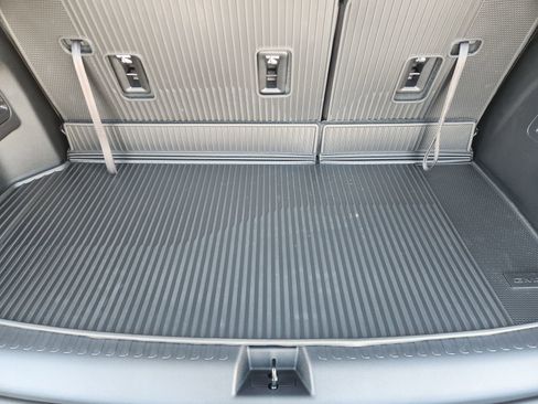 New 2026 GMC Acadia AT4 w/ Luxury Package image 36