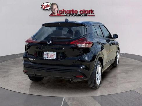 Used 2025 Nissan Kicks Play S FWD image 5