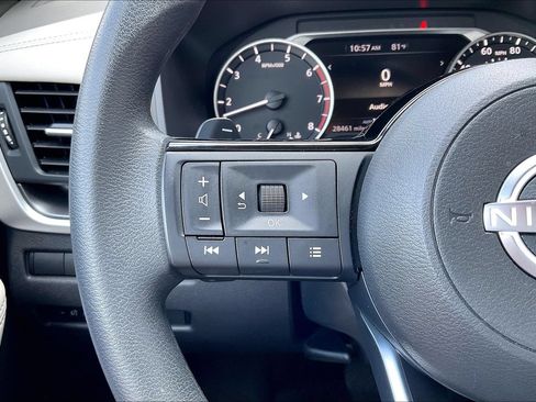 Used 2023 Nissan Rogue SV AWD/4WD image 10