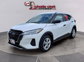 Used 2024 Nissan Kicks S image 1