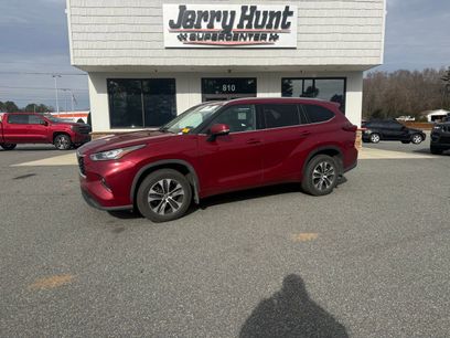 Used 2020 Toyota Highlander XLE