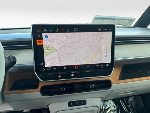 New 2025 Volkswagen ID. Buzz 1st Edition image 15