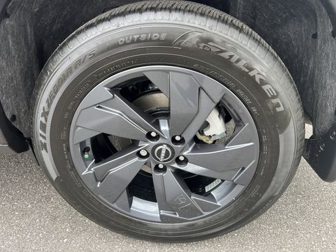 Certified 2026 Nissan Rogue SV FWD image 36