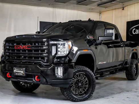 Used 2020 GMC Sierra 3500 AT4 w/ AT4 Premium Package image 5