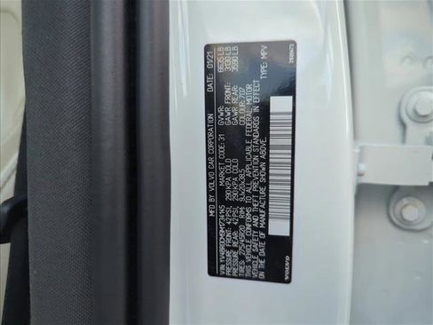 Used 2021 Volvo XC90 T8 R-Design w/ Advanced Package image 29