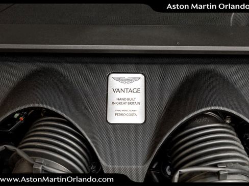 Used 2025 Aston Martin V8 Vantage Coupe image 61