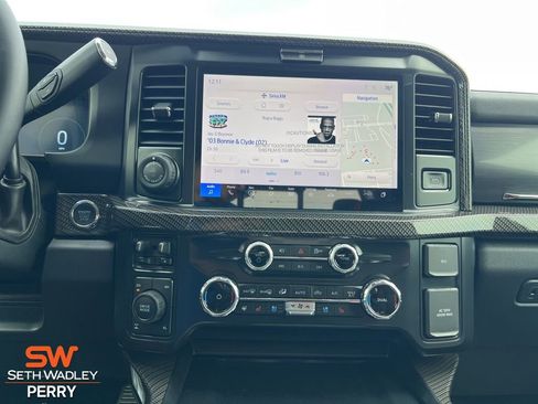 New 2025 Ford F250 Lariat w/ Lariat Ultimate Package image 18