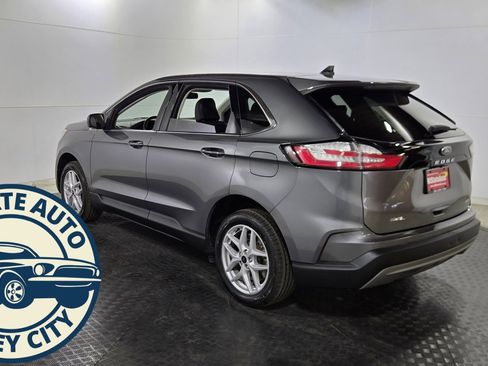 Used 2024 Ford Edge SEL image 5