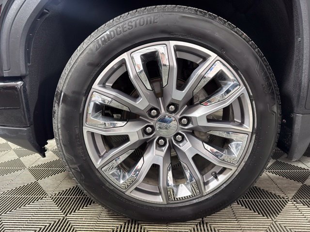 Used 2024 GMC Sierra 1500 Denali AWD/4WD image 10