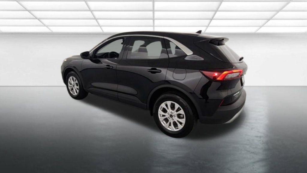 Used 2023 Ford Escape Active AWD/4WD image 8