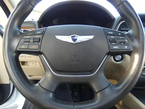 Used 2015 Hyundai Genesis 3.8 w/ Option Group 04 image 73