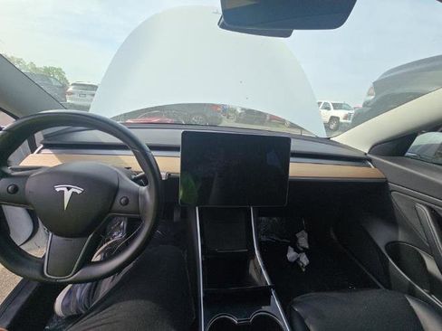 Used 2019 Tesla Model 3 Long Range AWD/4WD image 9