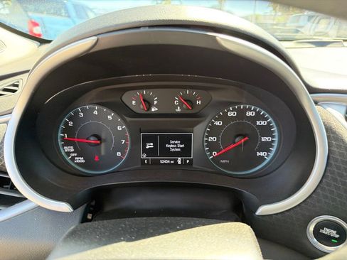 Used 2024 Chevrolet Malibu LT FWD image 17