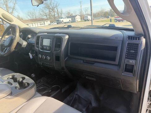 Used 2018 RAM 3500 Tradesman w/ Chrome Appearance Group image 51