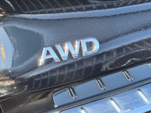 Used 2023 INFINITI QX60 Sensory AWD/4WD image 10
