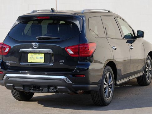 Used 2020 Nissan Pathfinder SL AWD/4WD image 54