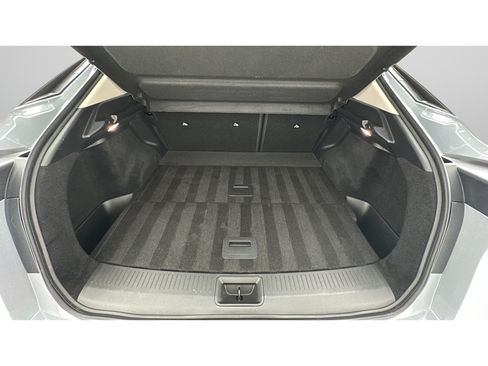 Used 2024 Nissan Ariya AWD image 23