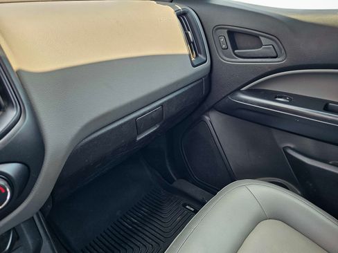 Used 2015 Chevrolet Colorado W/T w/ WT Convenience Package RWD image 23