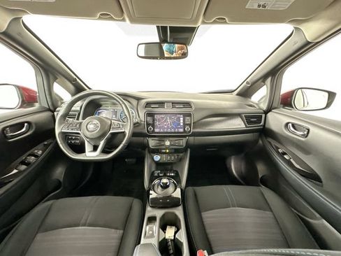 Used 2022 Nissan Leaf SV Plus FWD image 3