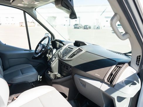 Used 2016 Ford Transit 250 Medium Roof w/Sliding Side Doo image 15