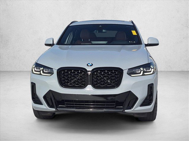 Used 2022 BMW X4 xDrive30i w/ M Sport Package AWD/4WD image 2