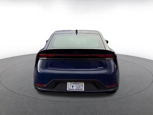 Used 2025 Toyota Prius LE image 12