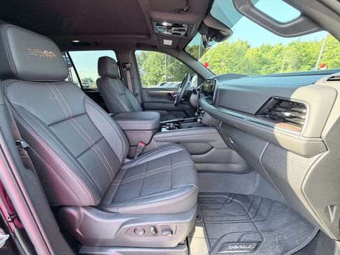 Used 2026 Chevrolet Tahoe High Country image 25