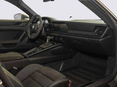 Used 2022 Porsche 911 GT3 RWD image 44