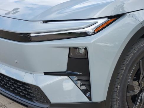 New 2026 Toyota C-HR AWD/4WD image 7