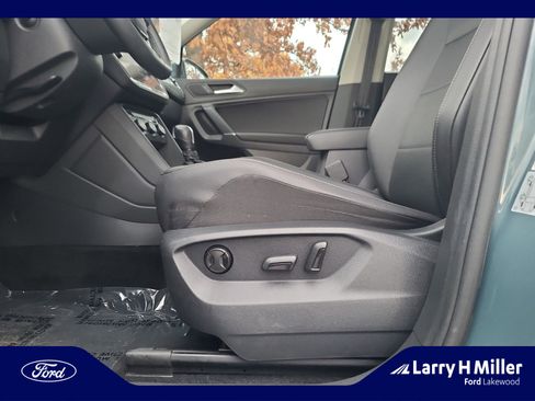 Used 2020 Volkswagen Tiguan SEL image 14