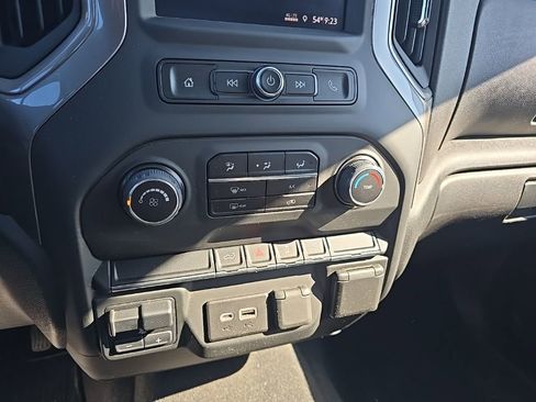 Used 2023 Chevrolet Silverado 2500 Custom w/ Custom Value Package AWD/4WD image 18