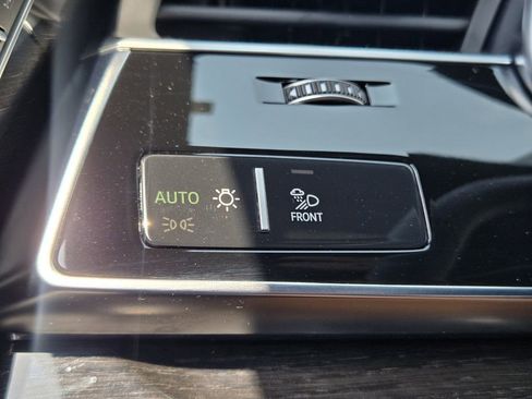 Certified 2026 Audi Q8 Premium Plus w/ Premium Plus Package AWD/4WD image 28