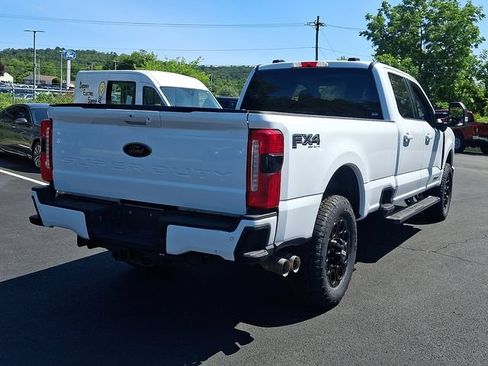 Certified 2025 Ford F250 XLT w/ Black Appearance Package AWD/4WD image 13