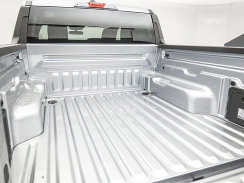 Used 2024 Ford Maverick XLT image 19