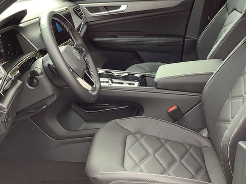 New 2026 Volkswagen Atlas Cross Sport SE FWD image 22