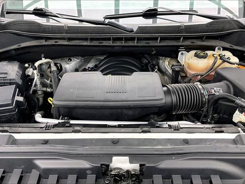 Used 2022 Chevrolet Silverado 1500 ZR2 w/ Technology Package AWD/4WD image 10