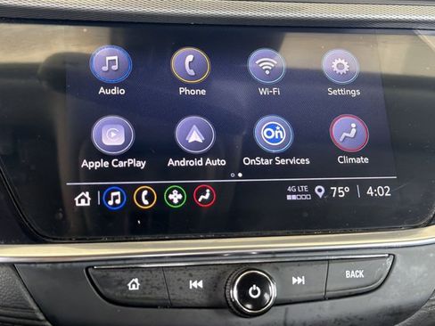 Used 2022 Buick Encore GX Essence w/ Experience Buick Package FWD image 19