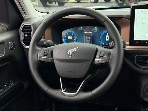 Certified 2025 Ford Bronco Sport Outer Banks w/ Outer Banks Tech Package+ image 9