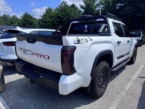 Used 2024 Chevrolet Blazer LT w/ LPO, Floor Liner Package FWD image 6