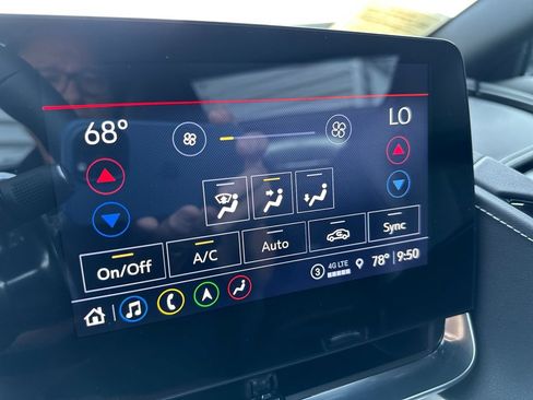 Used 2021 Chevrolet Corvette Stingray Preferred Conv w/ Battery Protection Package RWD image 5