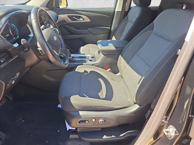 Used 2018 Chevrolet Traverse LT FWD image 15