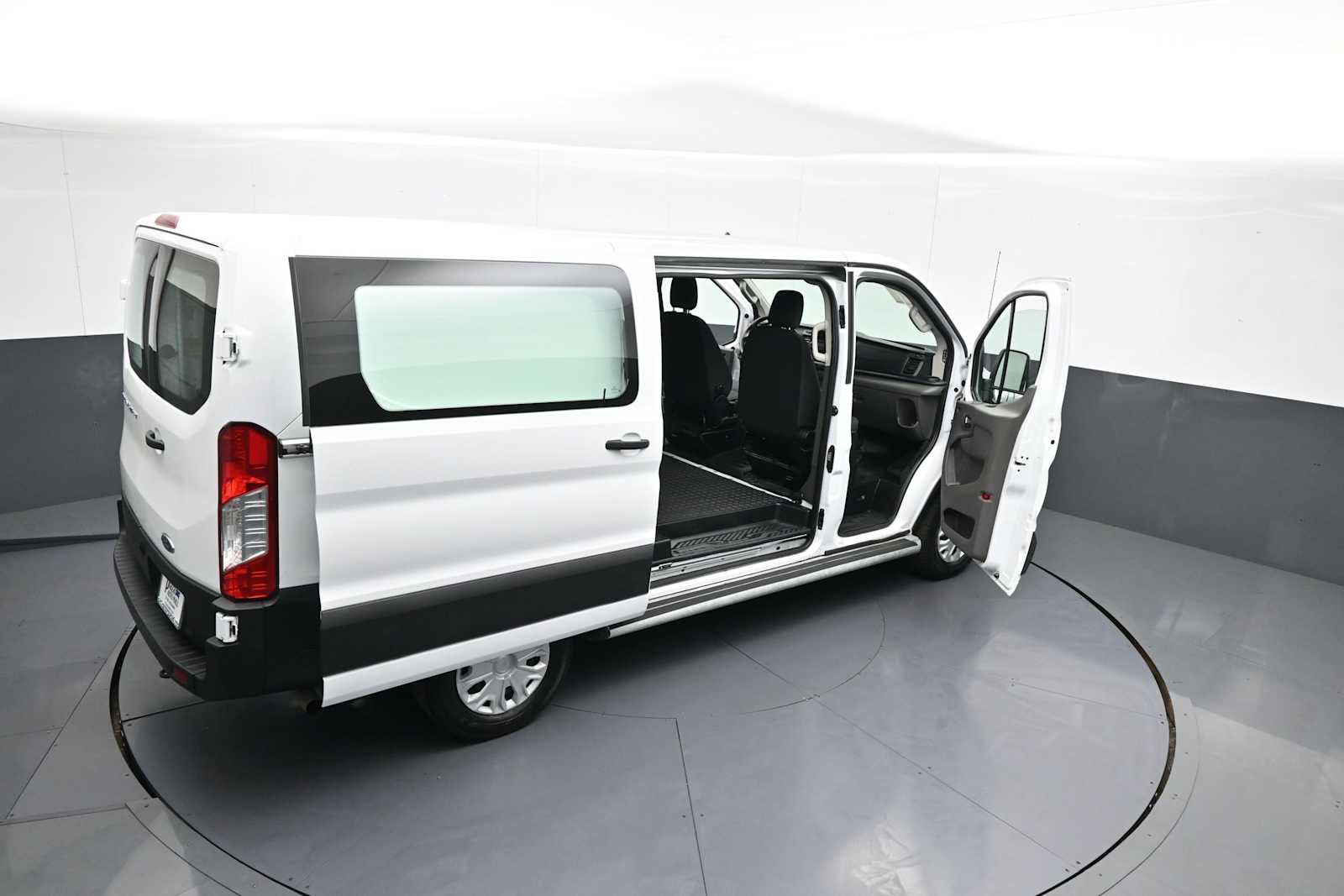 Used 2025 Ford Transit 250 Low Roof w/ Exterior Upgrade Package RWD image 49