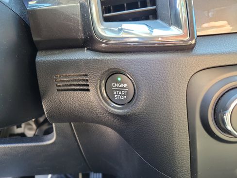 Used 2021 Ford Ranger Lariat w/ Trailer Tow Package image 18