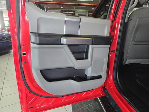 Used 2018 Ford F150 XLT w/ Equipment Group 302A Luxury image 10