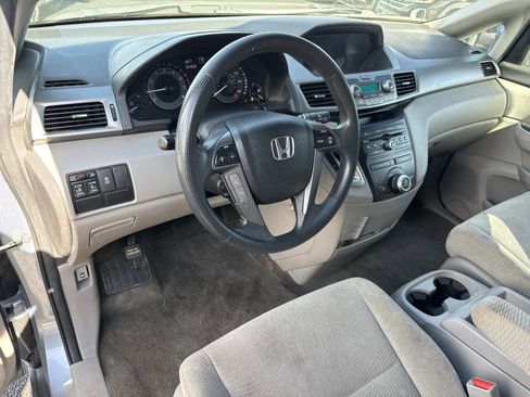 Used 2012 Honda Odyssey EX image 42