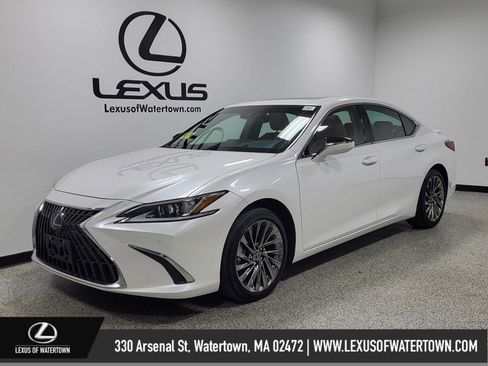 Certified 2025 Lexus ES 300h w/ Luxury Package image 1